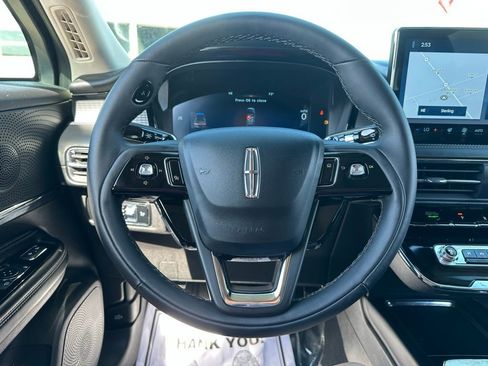 Used 2024 Lincoln Corsair AWD w/ Equipment Group 101A image 30