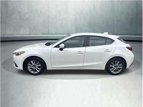 Used 2014 MAZDA MAZDA3 i Touring w/ Technology Package FWD image 2
