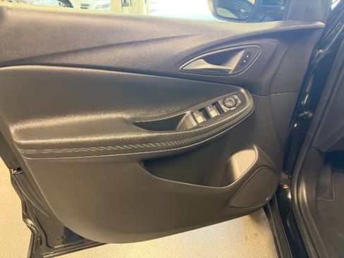 Used 2025 Buick Encore GX Preferred FWD image 7