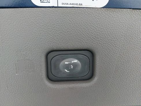 Used 2017 Lincoln MKX Select w/ Select Plus Package image 15