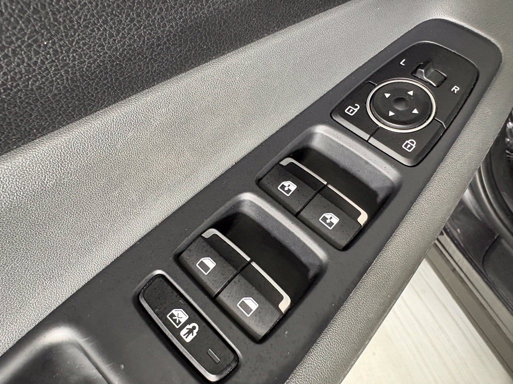 Used 2023 Hyundai Santa Fe SEL FWD image 20
