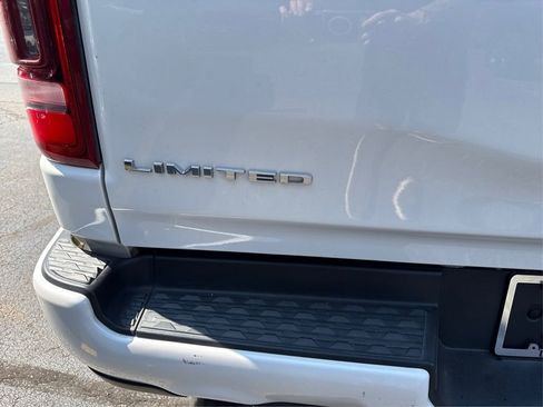Used 2023 RAM 1500 Limited w/ Body Color Bumper Group image 14