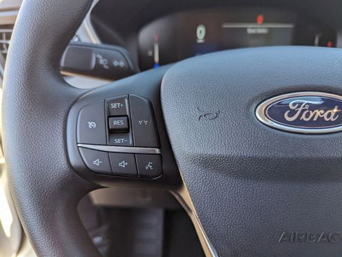 New 2025 Ford Escape Active image 50