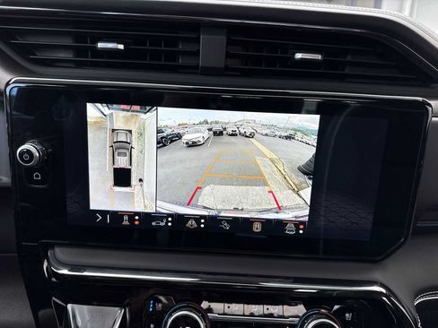 Used 2024 GMC Sierra 1500 AT4X AWD/4WD image 18
