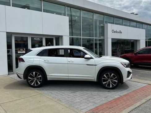 Certified 2025 Volkswagen Atlas Cross Sport SEL Premium R-Line AWD/4WD image 6