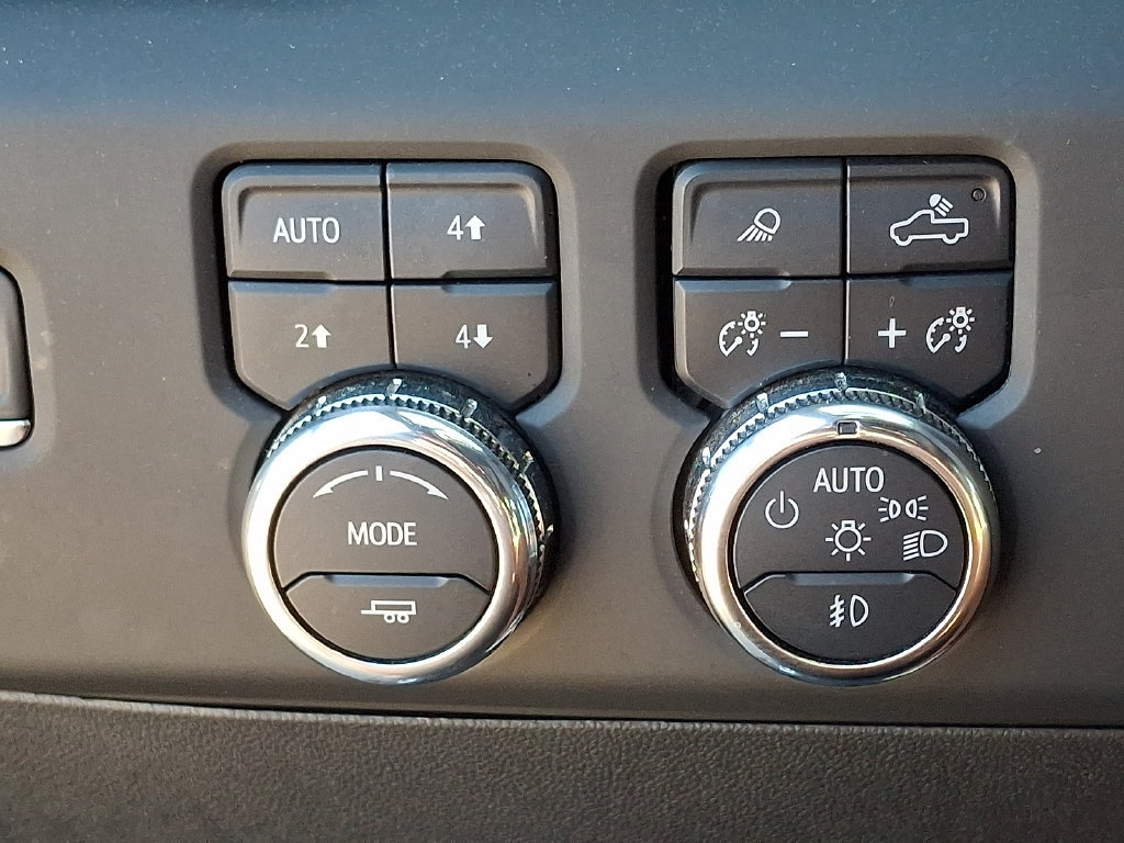 Used 2025 GMC Sierra 2500 AT4X w/ AT4X AEV Edition AWD/4WD image 25