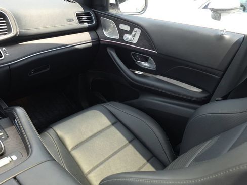 Used 2022 Mercedes-Benz GLS 450 4MATIC image 29
