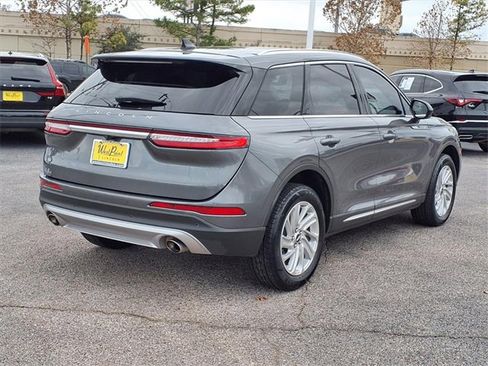 Used 2022 Lincoln Corsair FWD image 2