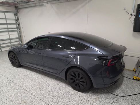Used 2022 Tesla Model 3 Long Range AWD/4WD image 2