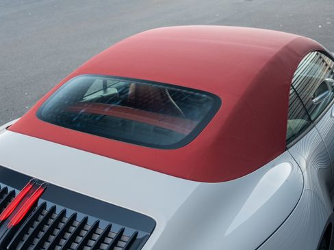 Certified 2021 Porsche 911 Carrera image 37