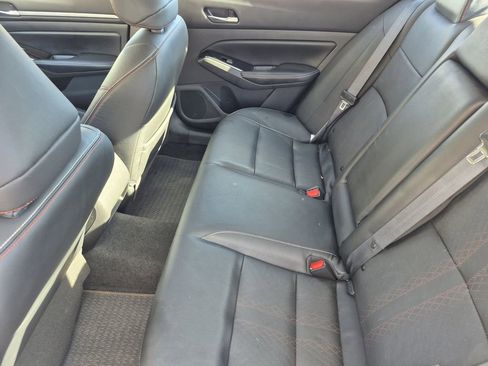 Used 2024 Nissan Altima 2.5 SR w/ SR Premium Package image 20