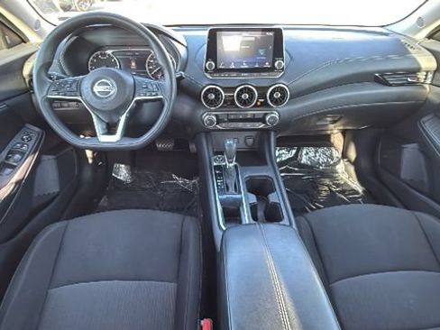 Certified 2023 Nissan Sentra SV FWD image 26