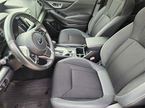 Used 2020 Subaru Forester Premium image 13