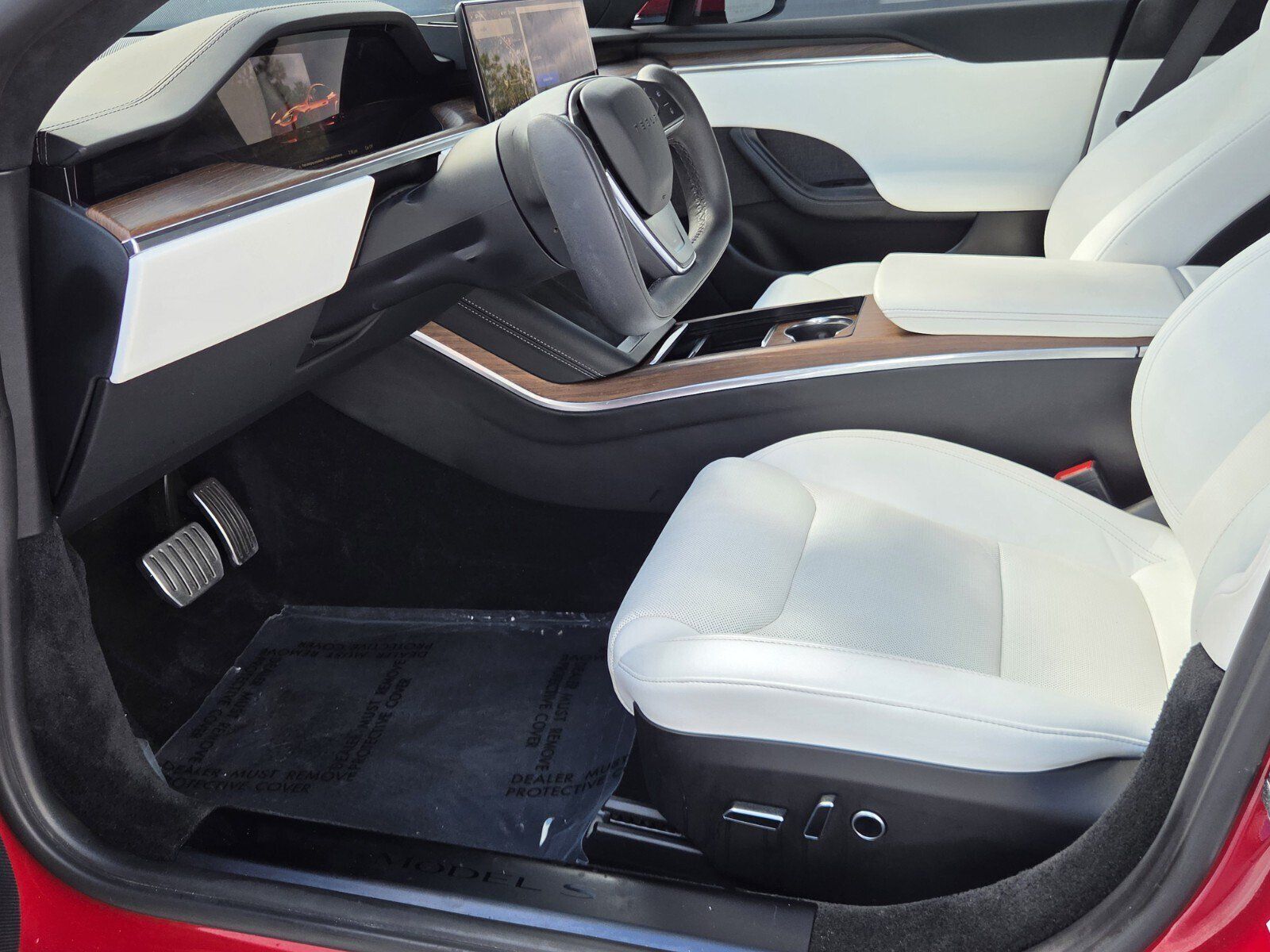 Used 2022 Tesla Model S AWD/4WD image 13
