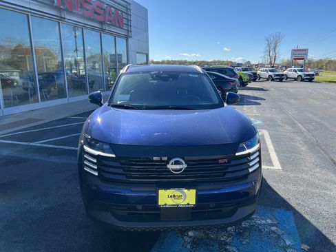 New 2025 Nissan Kicks SR image 10