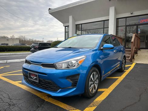 Used 2022 Kia Rio S w/ Technology Package image 3