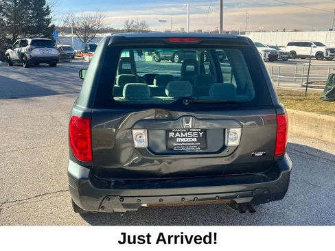 Used 2004 Honda Pilot LX image 5