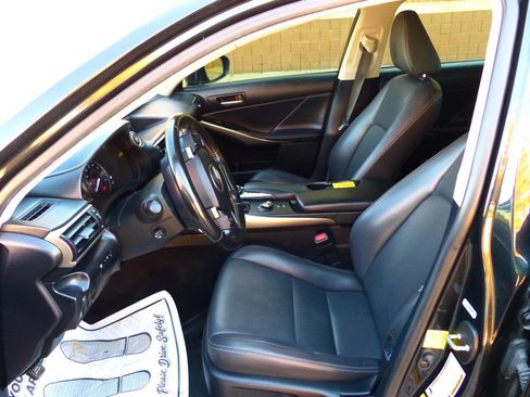 Used 2018 Lexus IS 300 F Sport w/ F Sport Package image 26