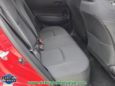Used 2024 Toyota Corolla Cross LE w/ Moonroof Package FWD image 18