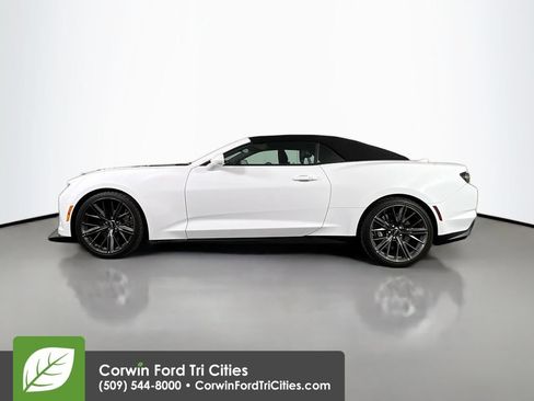 Used 2022 Chevrolet Camaro ZL1 RWD image 6