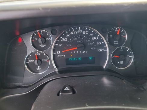 Used 2017 GMC Savana 2500 RWD image 20