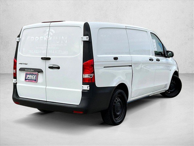 Used 2020 Mercedes-Benz Metris image 2