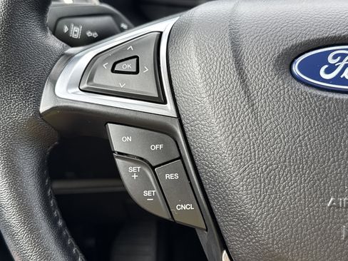 Used 2024 Ford Edge Titanium AWD/4WD image 16