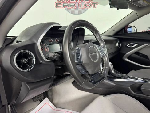 Used 2023 Chevrolet Camaro LT RWD image 10