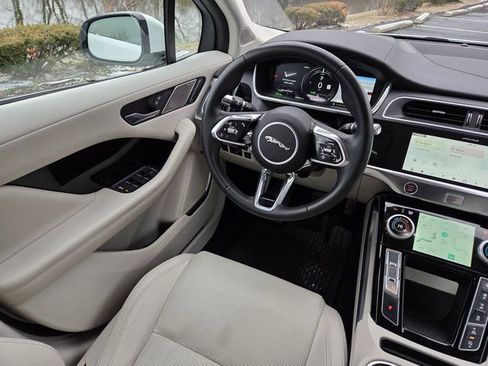 Used 2020 Jaguar I-PACE HSE image 25