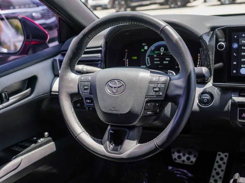 Used 2025 Toyota Camry SE w/ Multimedia Upgrade Package FWD image 15
