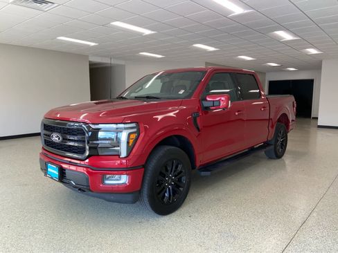 Used 2024 Ford F150 Lariat w/ Equipment Group 502A High image 9