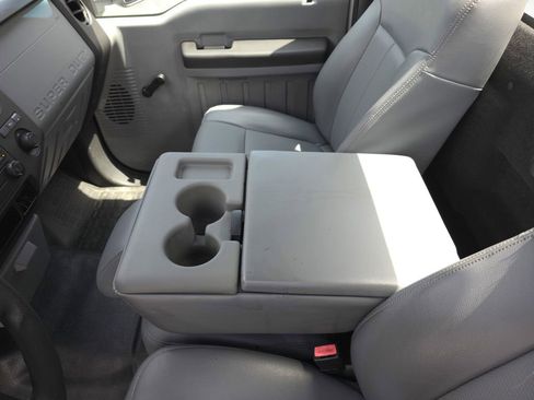 Used 2015 Ford F250 XL RWD image 16