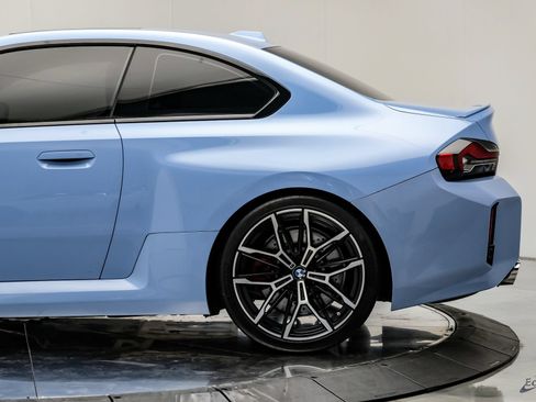 Used 2024 BMW M2 RWD image 9