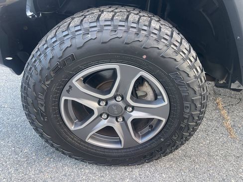 Used 2018 Jeep Wrangler Unlimited Sport S AWD/4WD image 30