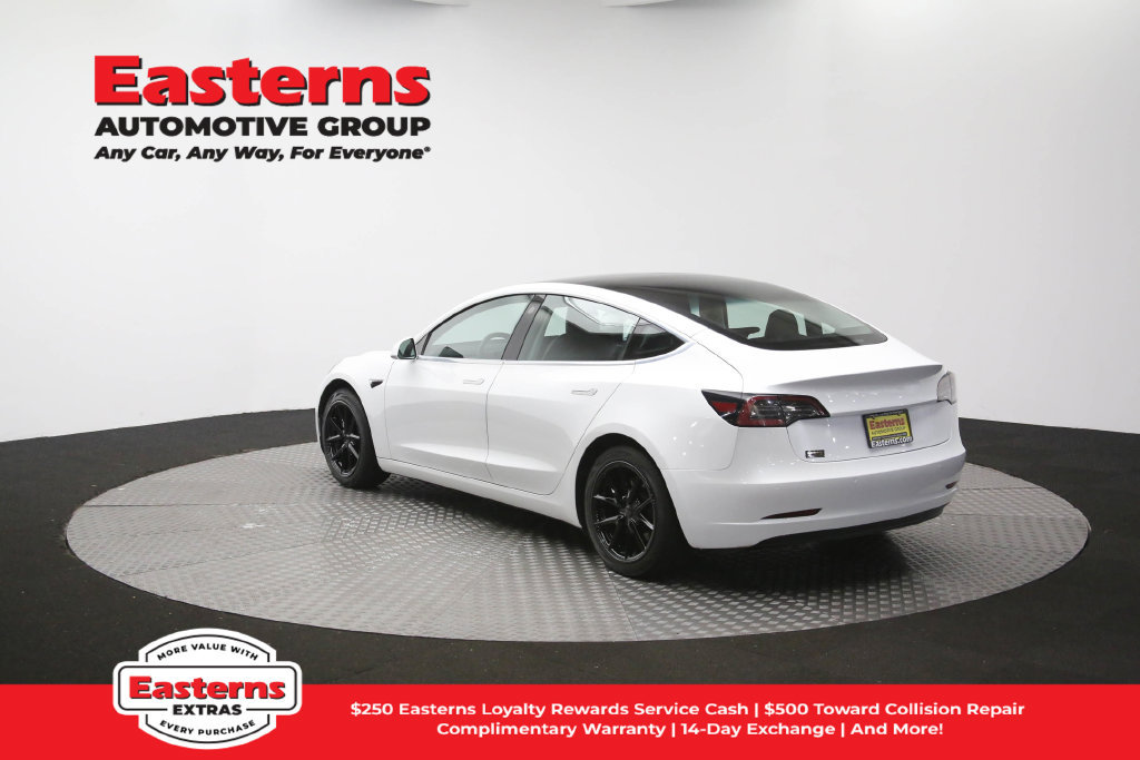 Used 2020 Tesla Model 3 Standard Range Plus RWD image 30