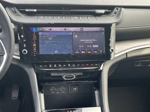 New 2026 Jeep Grand Cherokee L Limited w/ MOPAR Finishing Package AWD/4WD image 16