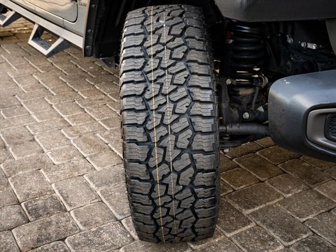 Used 2022 Jeep Gladiator Rubicon w/ LED Lighting Group image 39