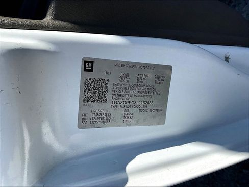 Used 2020 Chevrolet Express 3500 LT w/ LT Preferred Equipment Group image 31