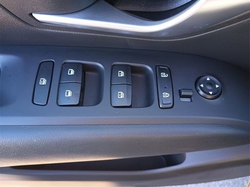 Used 2023 Hyundai Santa Cruz SEL Premium image 20