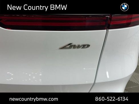 Used 2025 Genesis GV70 2.5T w/ Select Package AWD/4WD image 12