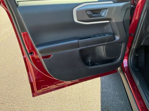 Used 2025 Ford Bronco Sport Big Bend image 13