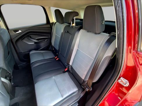 Used 2015 Ford Escape SE FWD image 19