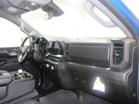 Used 2024 GMC Sierra 1500 Elevation AWD/4WD image 28