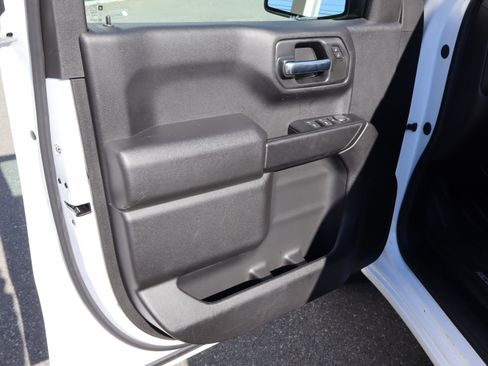 Used 2025 Chevrolet Silverado 1500 W/T w/ WT Value Package image 16