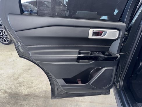 Used 2022 Ford Explorer ST w/ Equipment Group 401A image 17