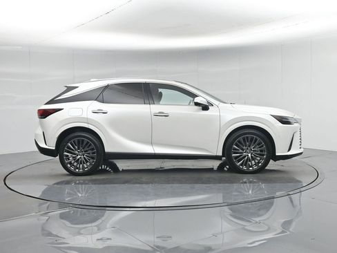 Used 2025 Lexus RX 450h AWD w/ Convenience Package image 30