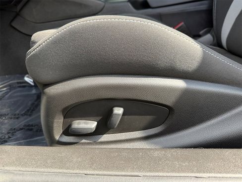 Used 2022 Chevrolet Camaro LS image 10