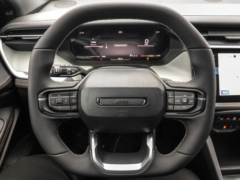 New 2026 Jeep Cherokee Limited image 30