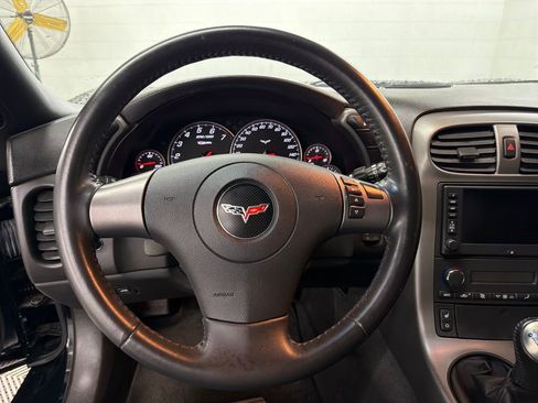 Used 2007 Chevrolet Corvette Z06 w/ Preferred Equipment Group RWD image 16