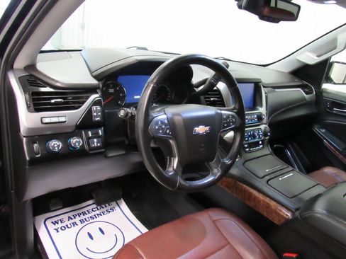 Used 2020 Chevrolet Tahoe Premier w/ Premier Plus Edition image 32